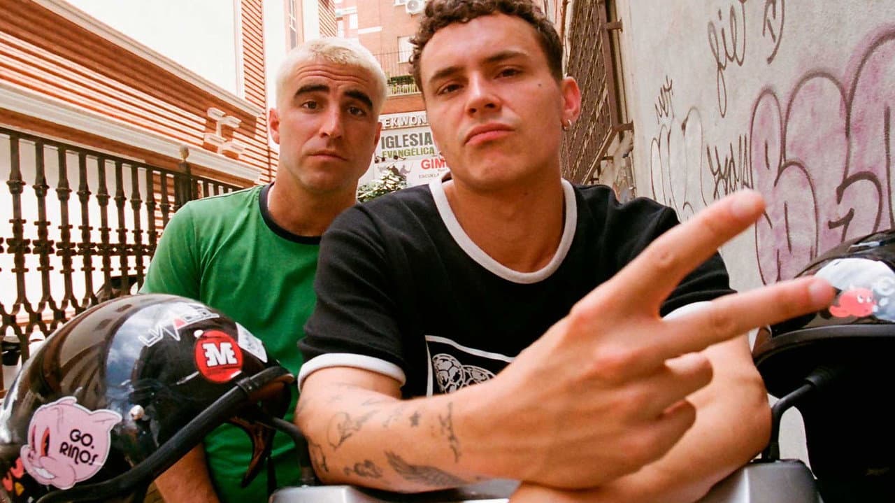 Backdrop – Hugo 24