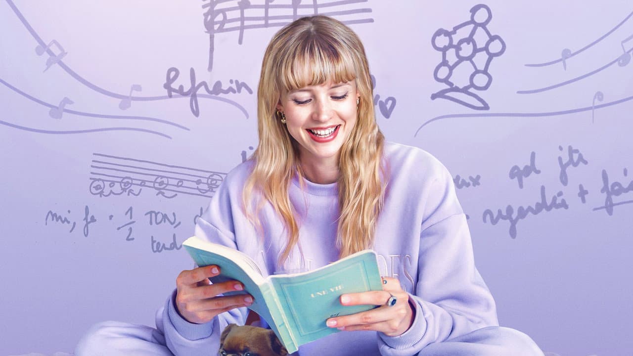 Backdrop – Angèle