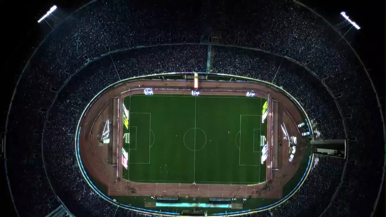 Backdrop – آبی به رنگ آسمان