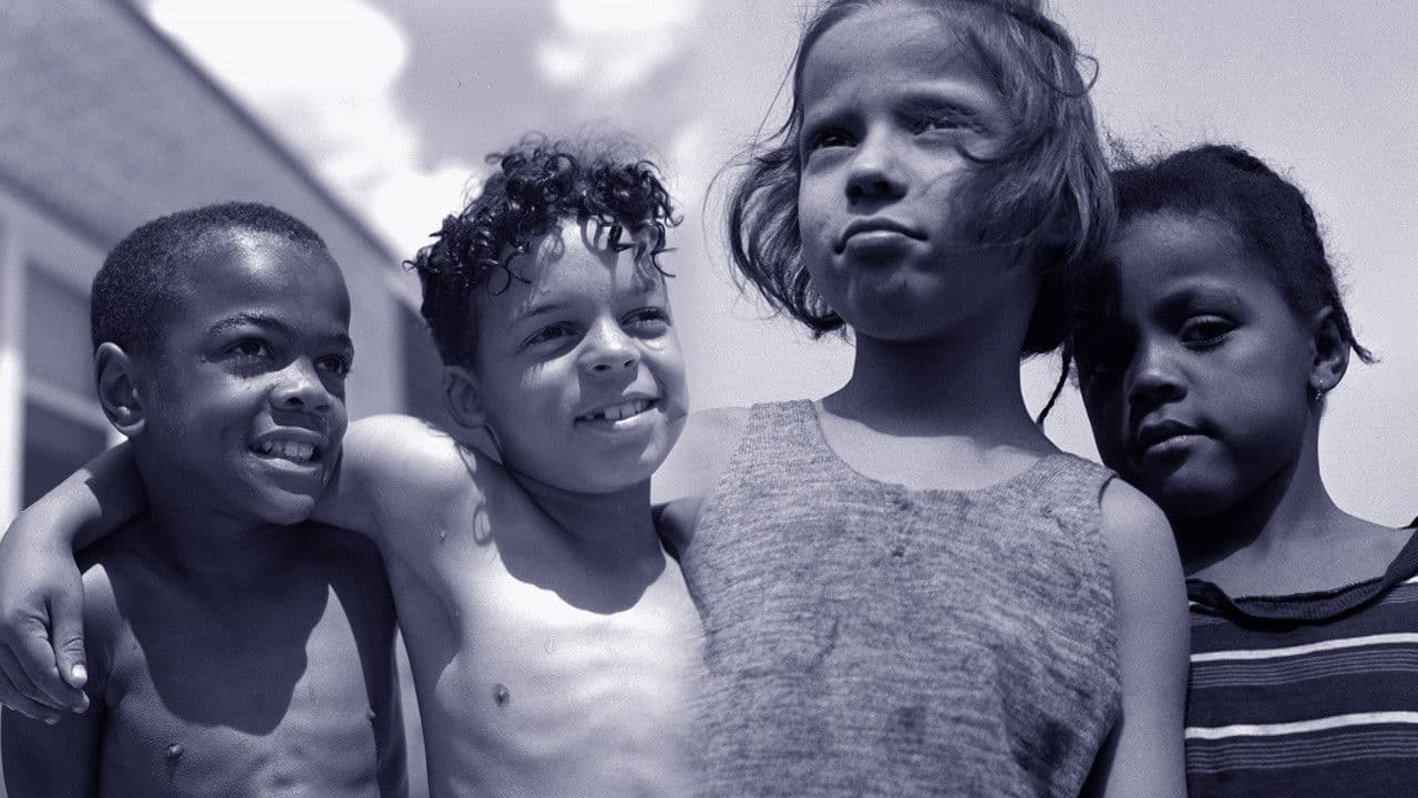 Backdrop – Through a Lens Darkly: Black Photographers and the Emergence of a People