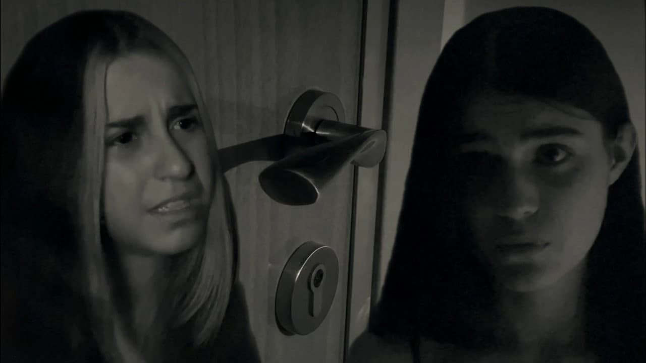 Backdrop – HERMANAS