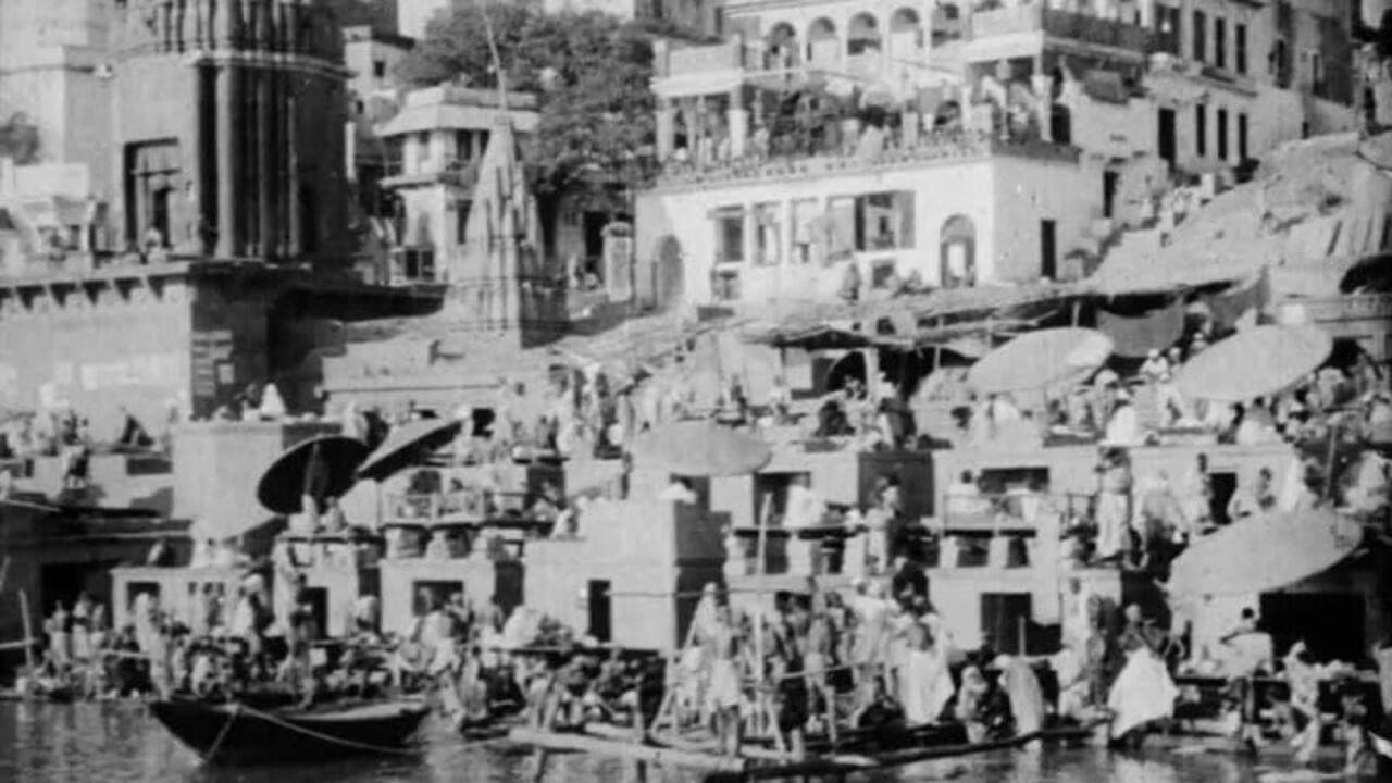 Backdrop – Benares Chungking Ichang