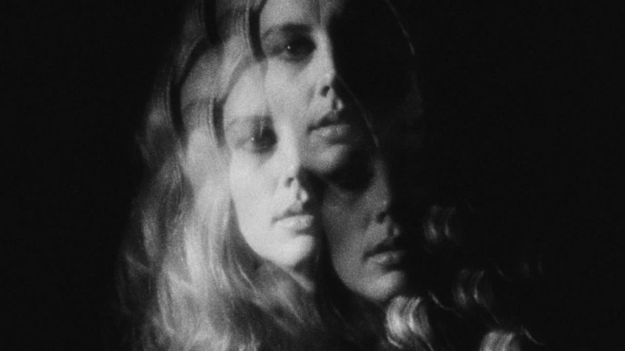 Backdrop – Blue Weekend