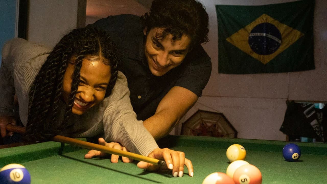 Backdrop – Os Homens Impossíveis de Mari