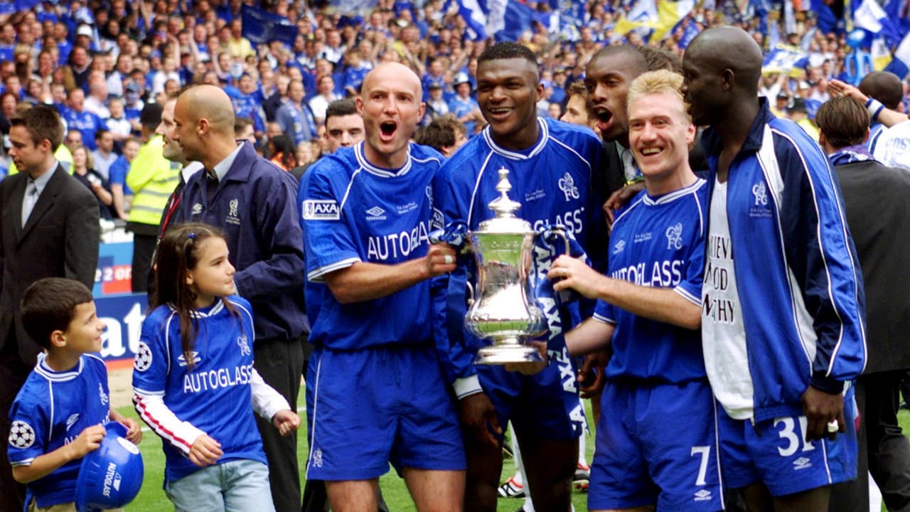 Backdrop – Chelsea FC - Season Review 1999/00