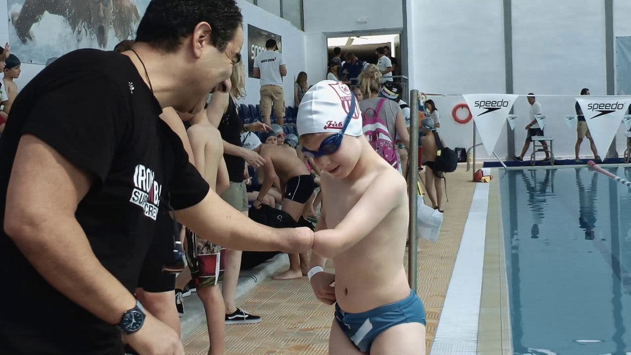 Backdrop – Τα Όριά μας