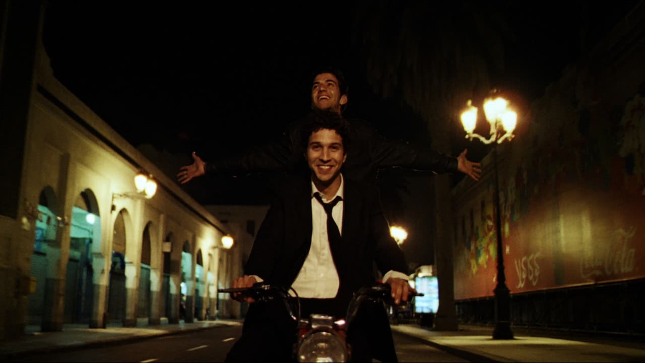 Backdrop – Casanegra