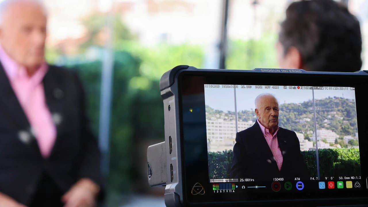 Backdrop – Philippe Bouvard : L'art d'en rire