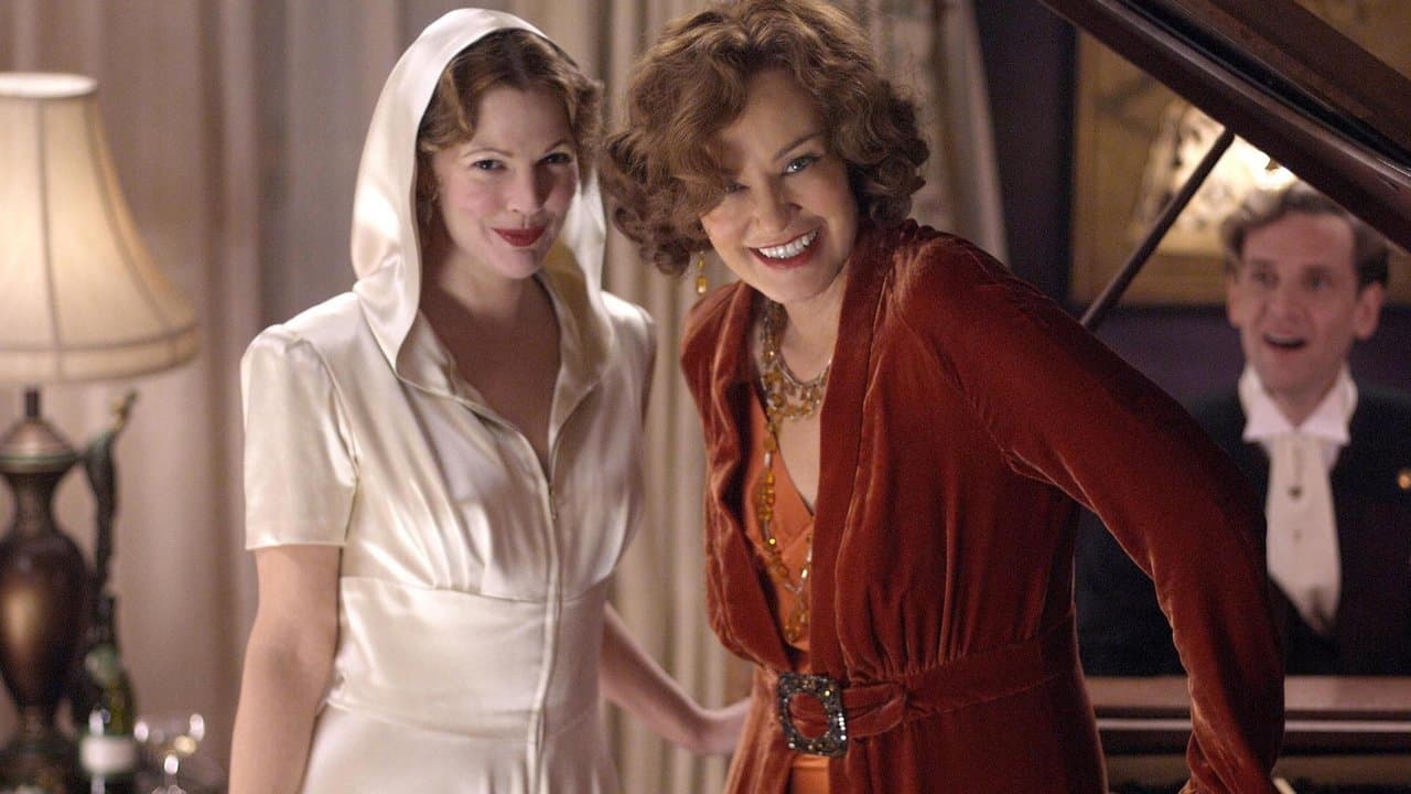 Backdrop – Die exzentrischen Cousinen der First Lady