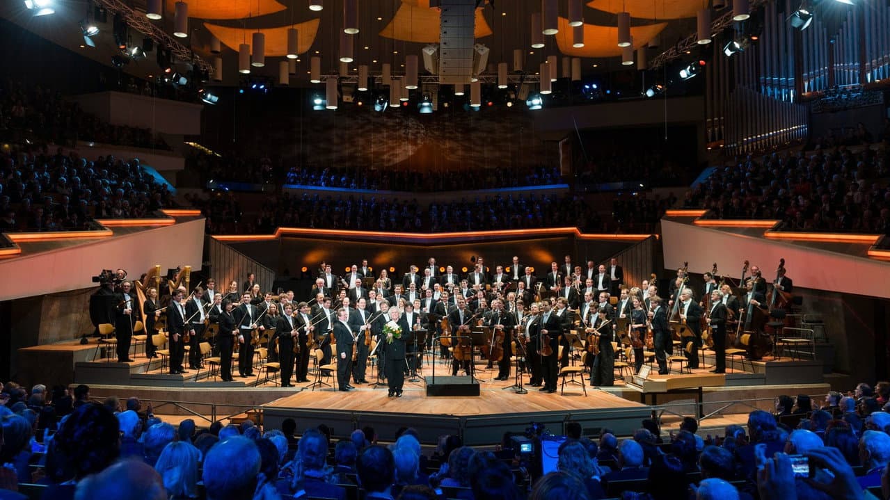 Backdrop – The Berliner Philharmoniker’s New Year’s Eve Concert: 1999