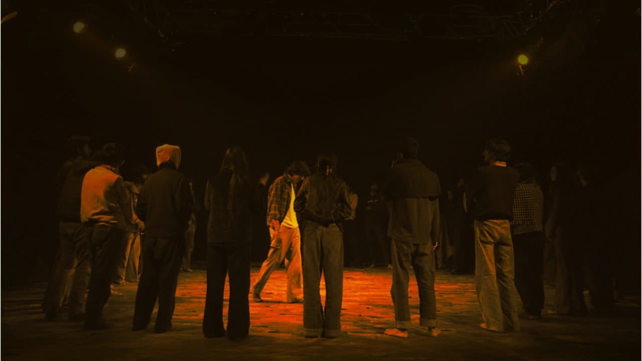 Backdrop – من هستم