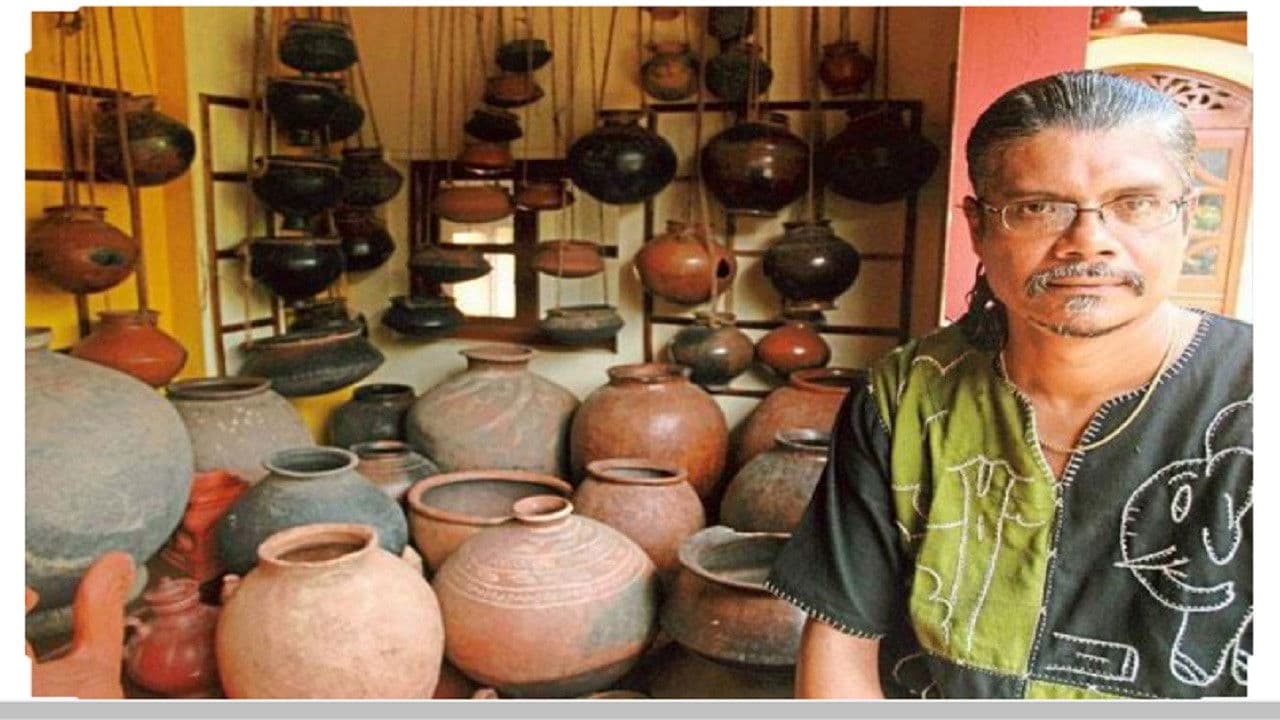 Backdrop – Portrait of a Goan Collector