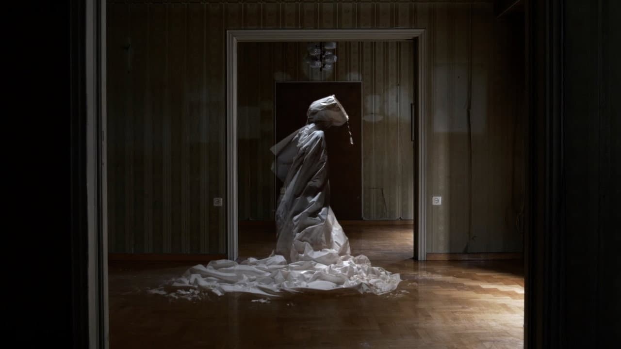 Backdrop – Παρούσα