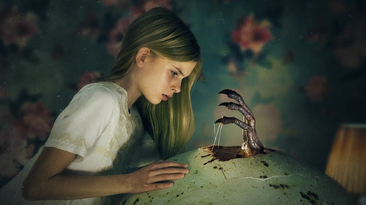 Backdrop – Hatching