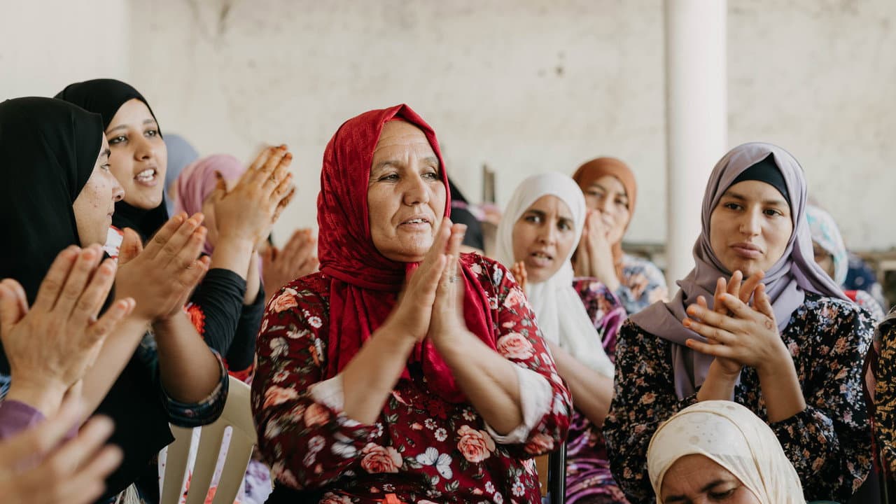 Backdrop – To my sisters