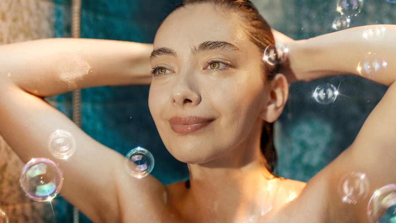 Backdrop – Aaahh Belinda