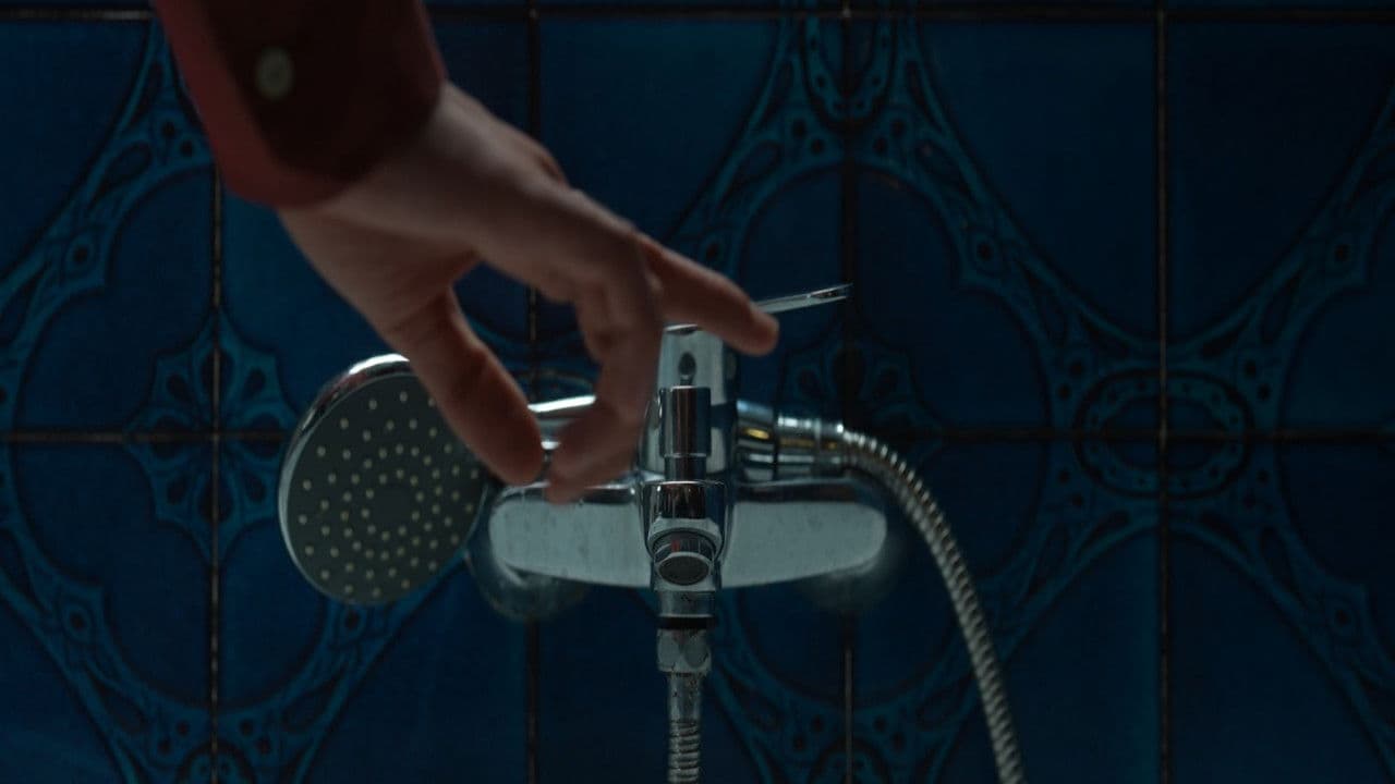 Backdrop – Minbera