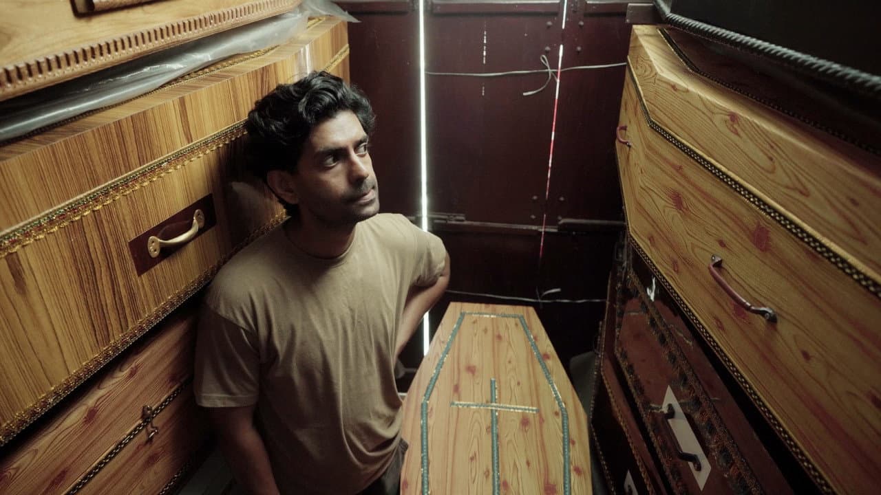 Backdrop – Symptoms of Love