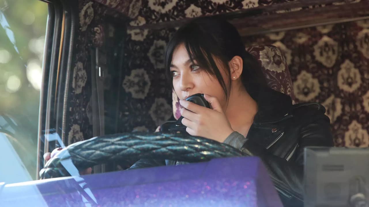 Backdrop – デコトラギャル・瀬菜