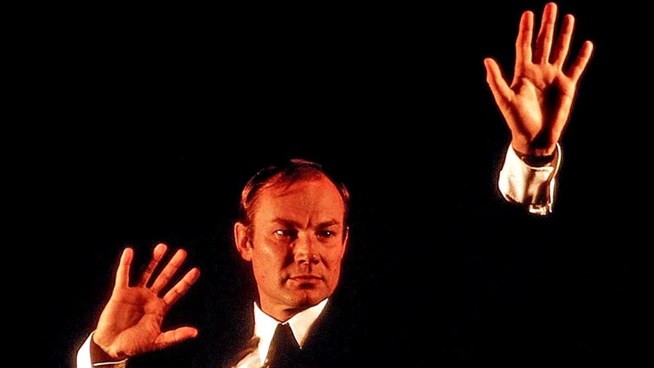 Backdrop – Hanussen