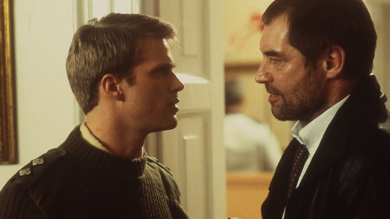 Backdrop – The Informant