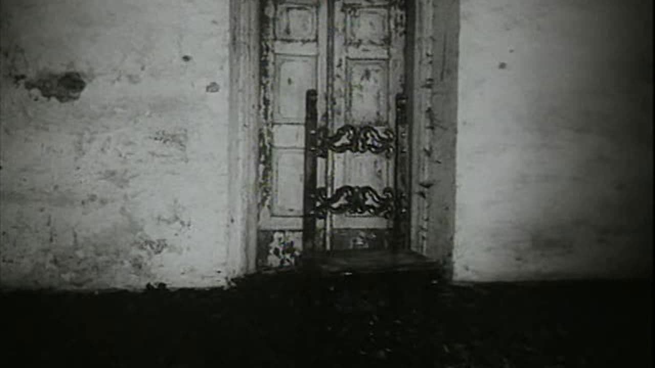 Backdrop – Zánik domu Usherů