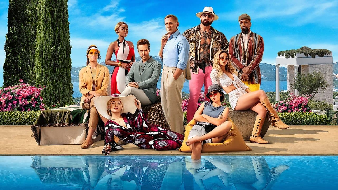 Backdrop – Glass Onion: A Knives Out Mystery