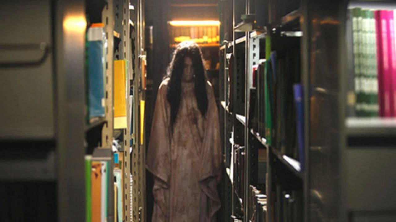 Backdrop – Kuntilanak Kesurupan