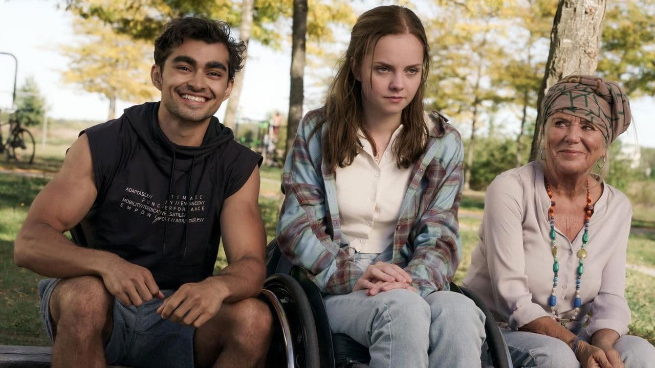 Backdrop – Karla, Rosalie und das Loch in der Wand