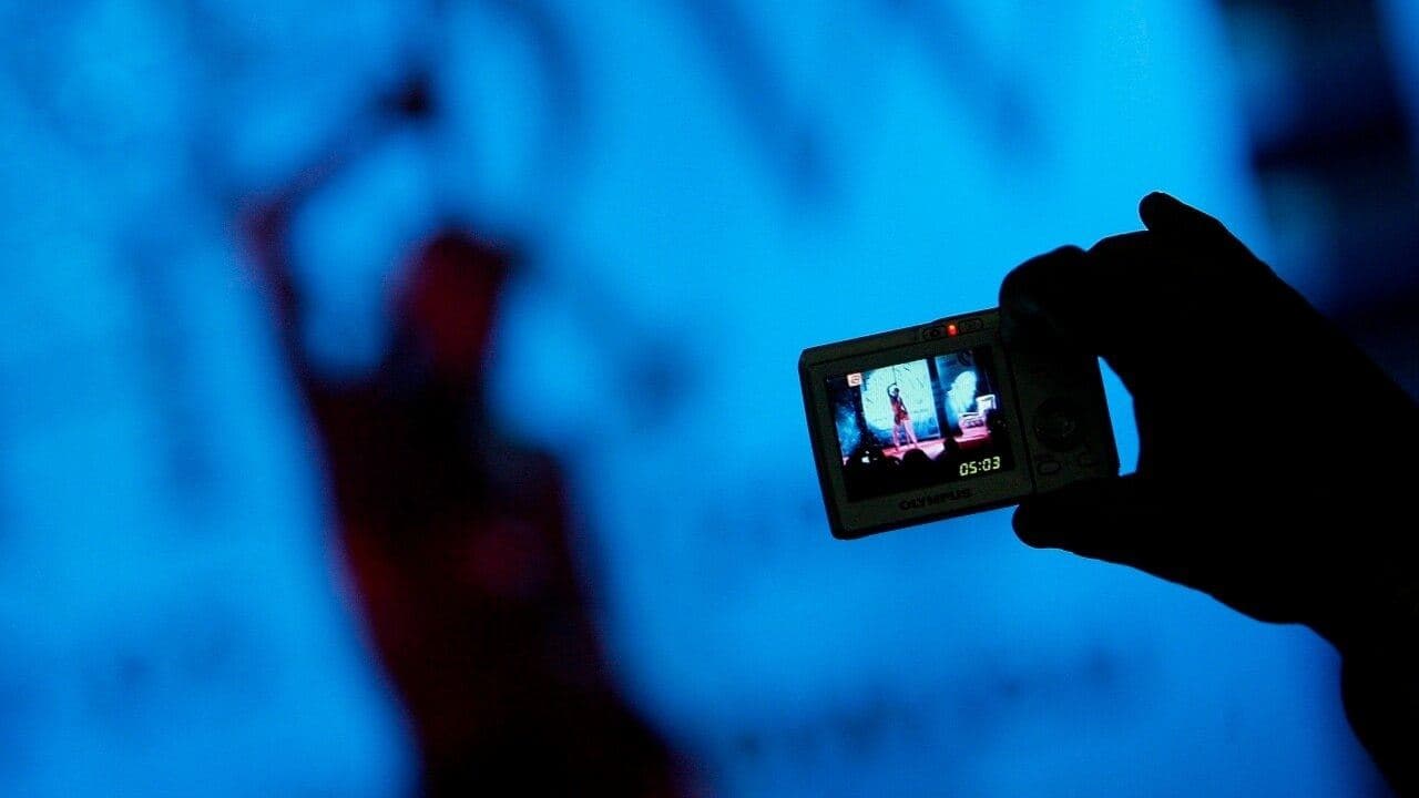 Backdrop – Porno Unplugged