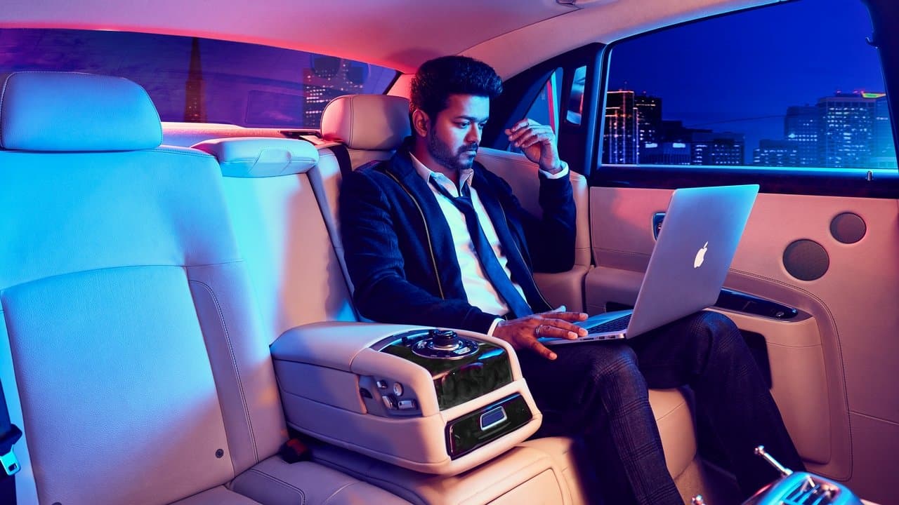 Backdrop – சர்கார்