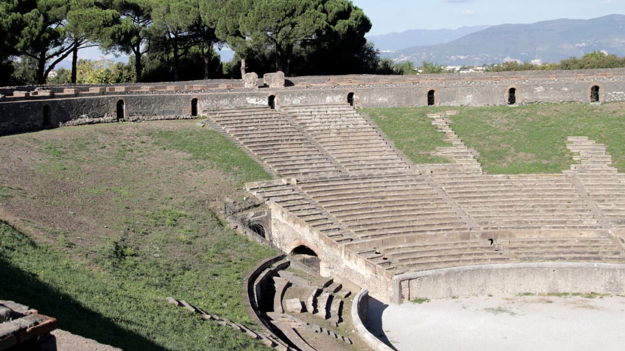 Backdrop – Pompeii: New Secrets Revealed with Mary Beard