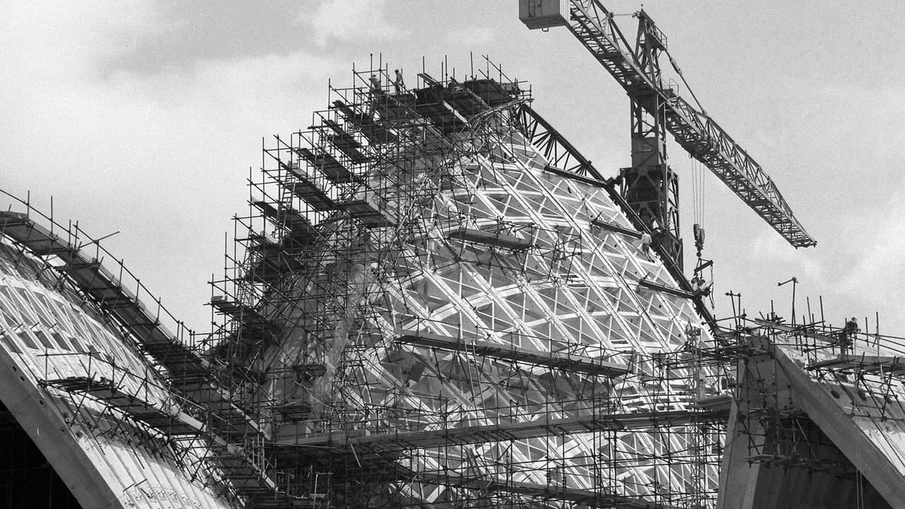 Backdrop – The Fifth Facade: The Making of the Sydney Opera House