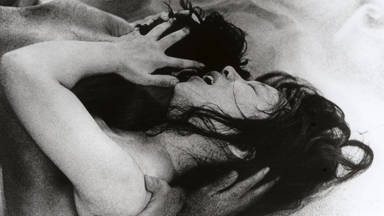 Backdrop – Die Frau in den Dünen