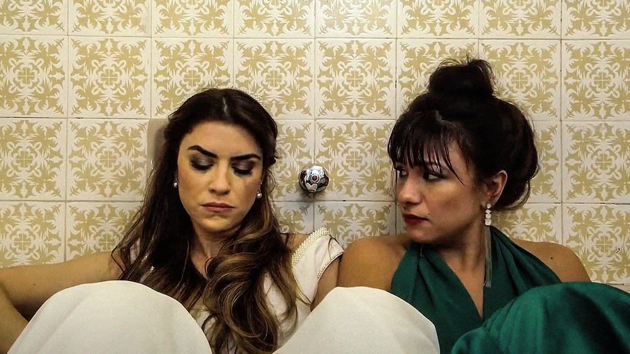 Backdrop – Thânia & Luísa