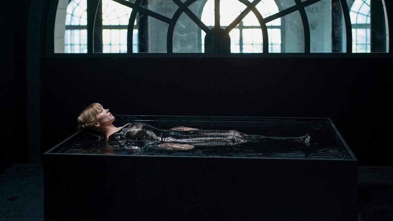 Backdrop – La Bête