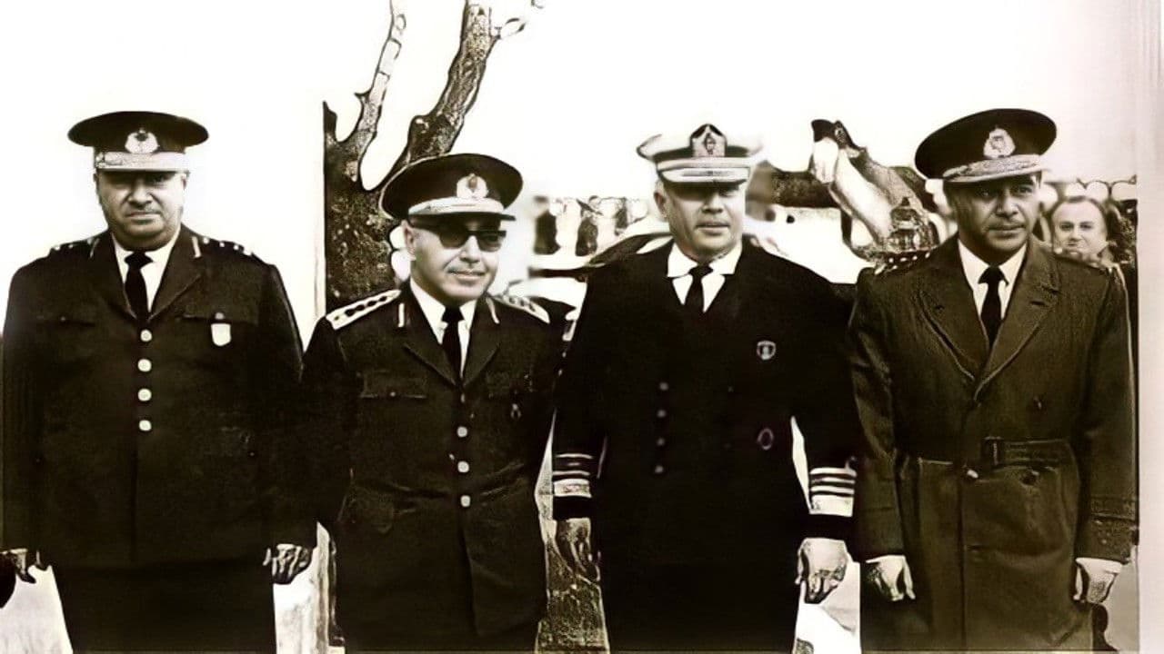 Backdrop – 12 Mart: Muhtıra