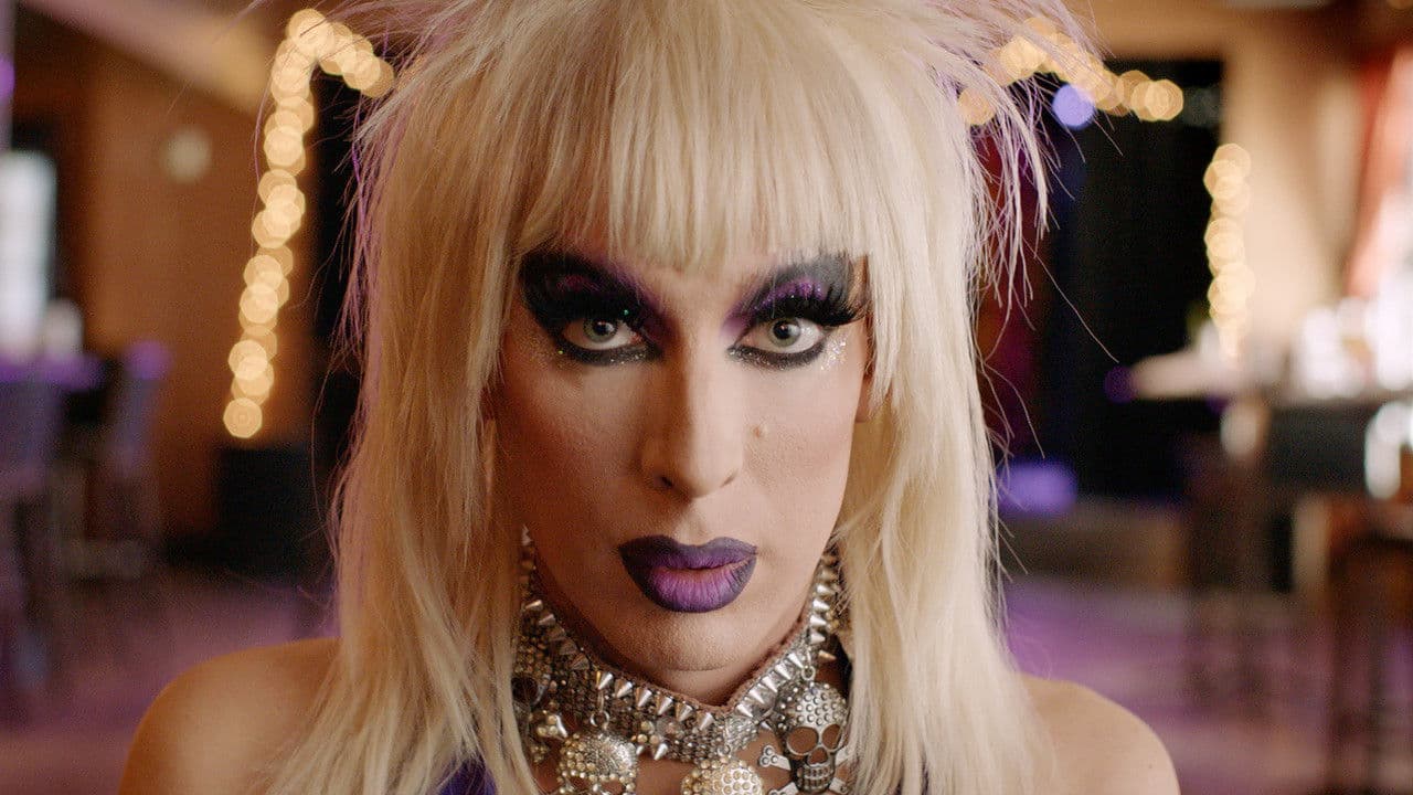 Backdrop – God Save the Queens