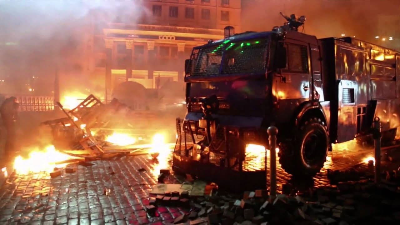 Backdrop – Kiew brennt