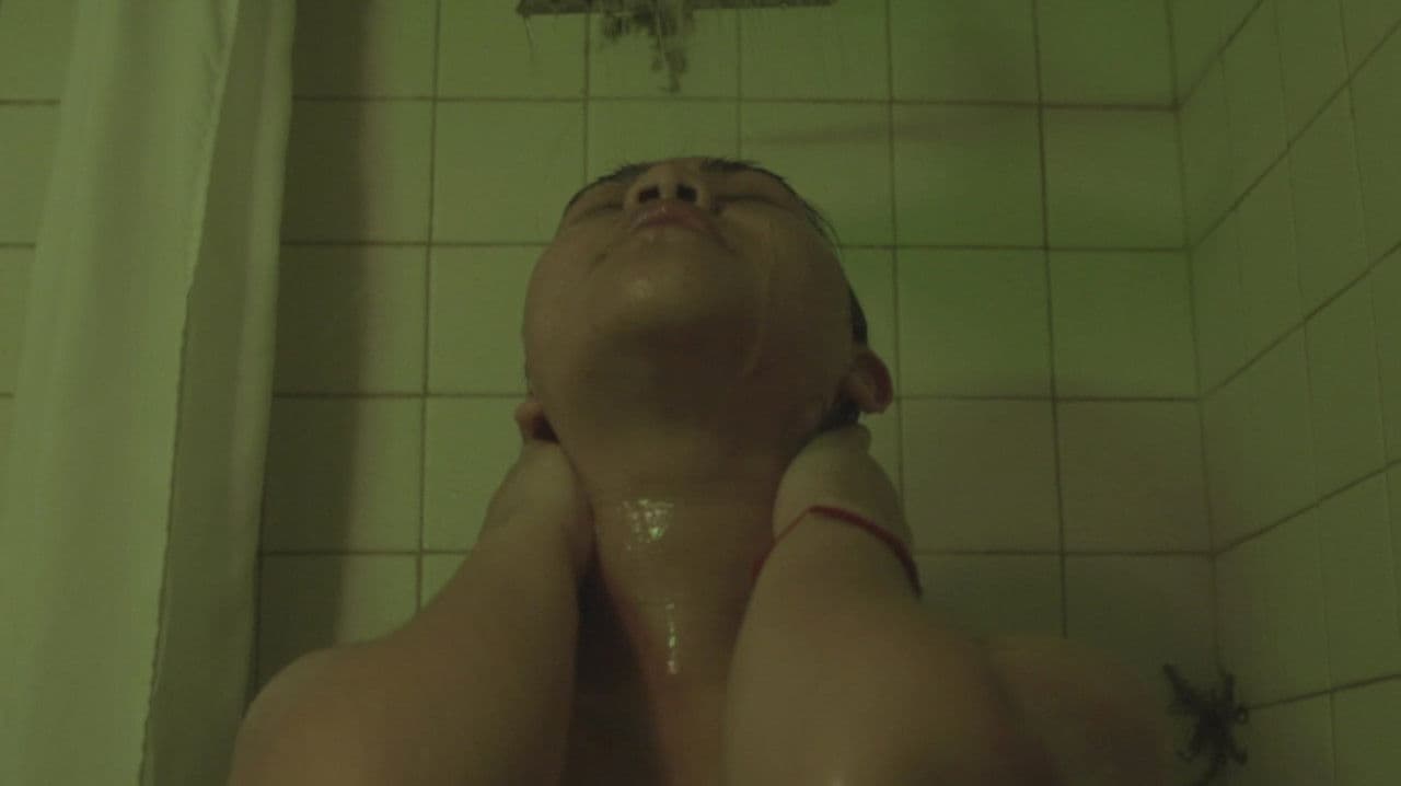 Backdrop – Enjaulada