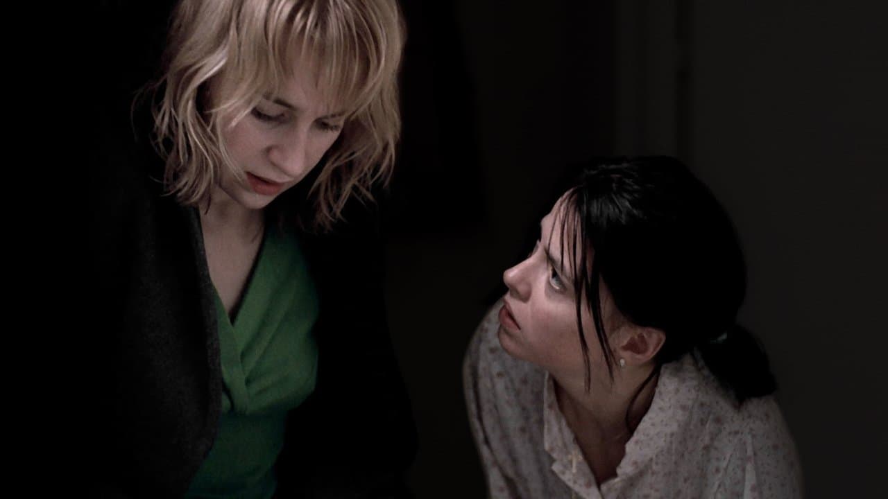 Backdrop – 4 Monate, 3 Wochen und 2 Tage