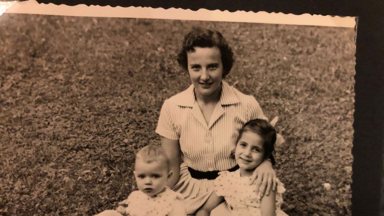 Backdrop – Face Down