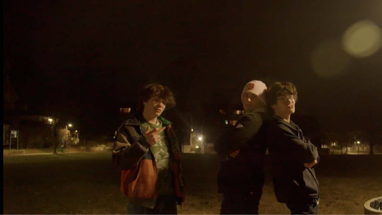 Backdrop – Three Guys, One Ghost