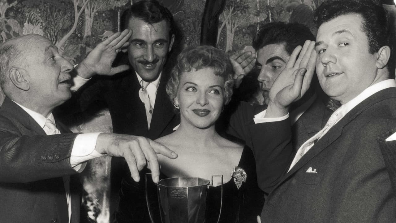 Backdrop – La Madelon