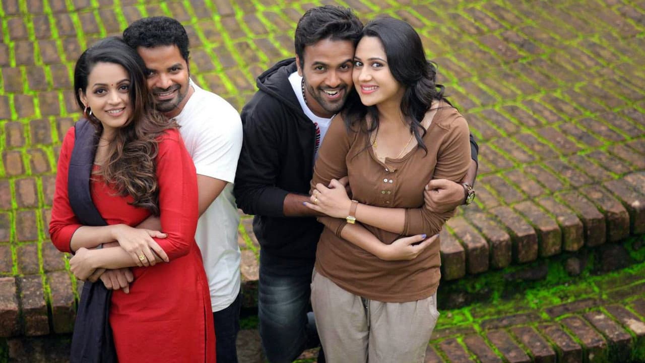 Backdrop – ഹലോ നമസ്തേ