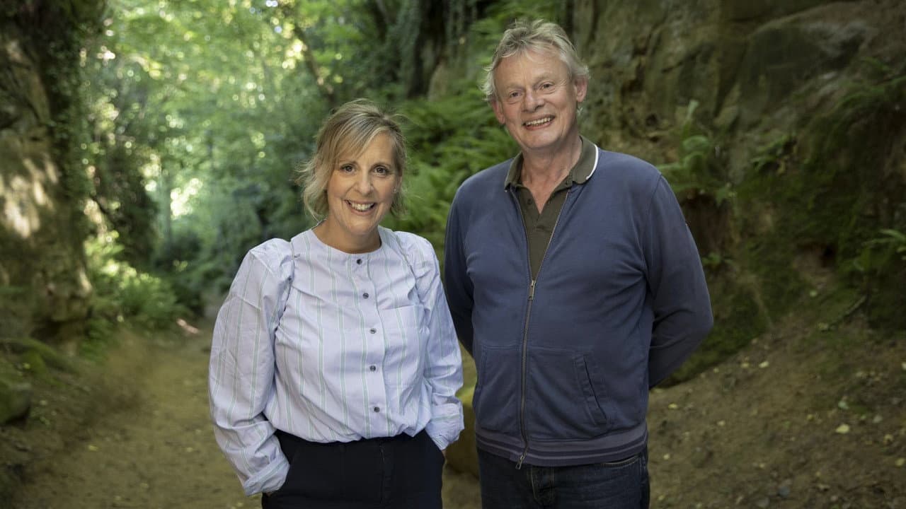 Backdrop – Mel Giedroyc & Martin Clunes Explore Britain by the Book