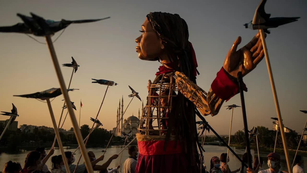 Backdrop – The Walk