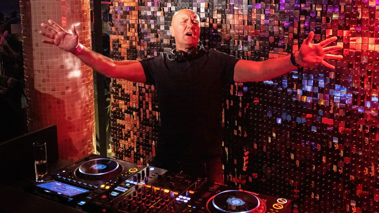 Backdrop – Irvine Welsh: Reality Is Not Enough