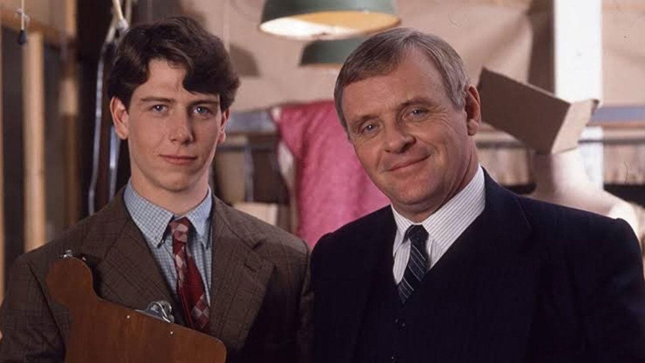 Backdrop – Made in Spotswood - Die Fabrik der schrägen Vögel