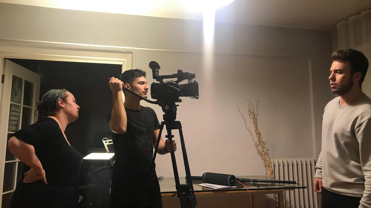 Backdrop – Neden Ben?